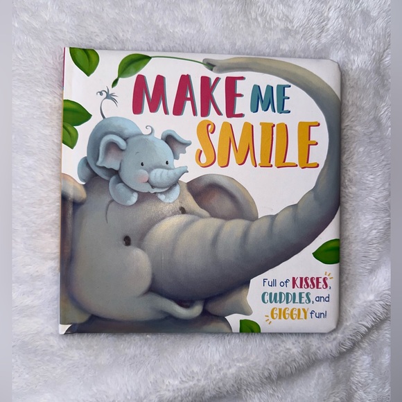 New Make me smile: Padded board book - Picture 3 of 5